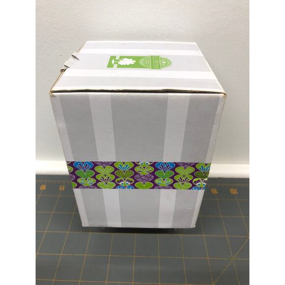 Scentsy Hom Is Where My Cat Is Mini Plug in Warmer Nightlight Wax Warmer - Picture 8 of 8